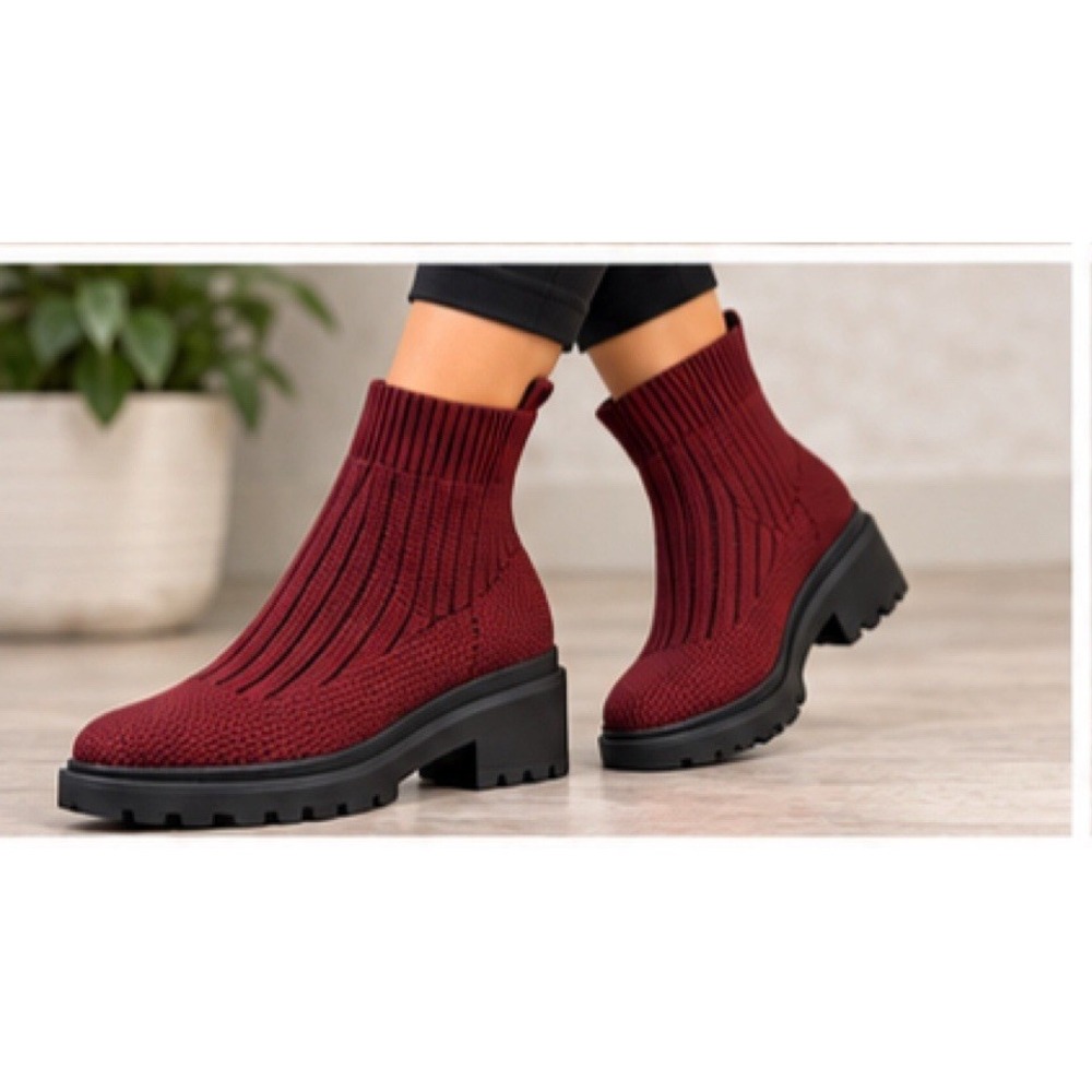 London Rag Quavo Women Booties Knit Fabric Slip On Light Weight Lug Sole Sz 7